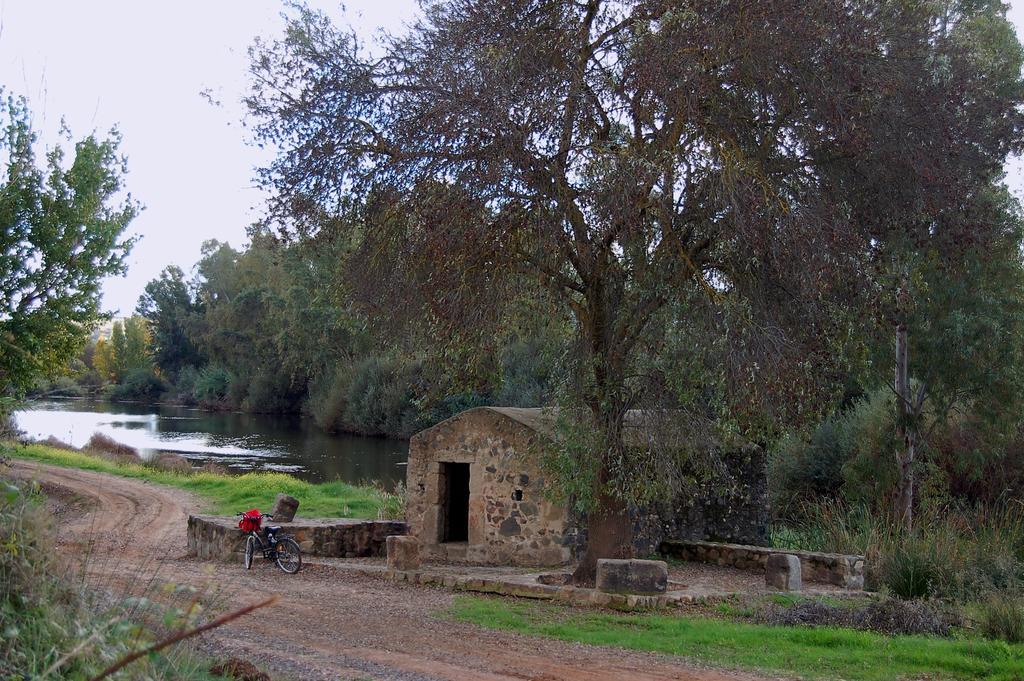 Casa Rural Don Álvaro de Luna Hostal Exterior foto